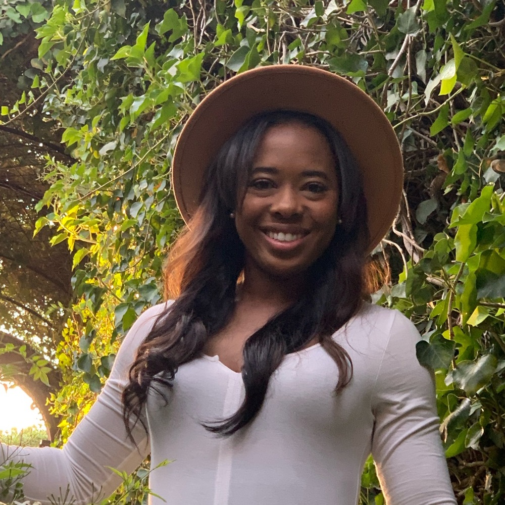 Meet your Posher, Bianca